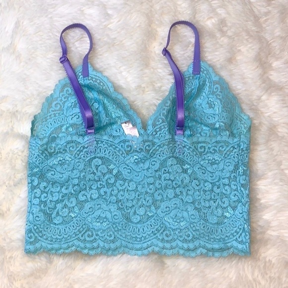 Victoria’s Secret Lace Camisole Tank Top - Picture 4 of 6